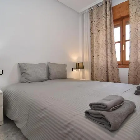 Trebol - 2 Bed Apt - With Private Roof Terrace Apartamento